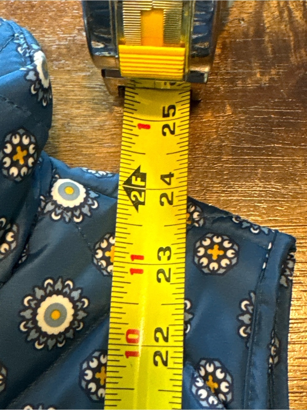 Lands' End Women's Quilted Blue Floral Puffer Vest Size XS - Picture 5 of 7